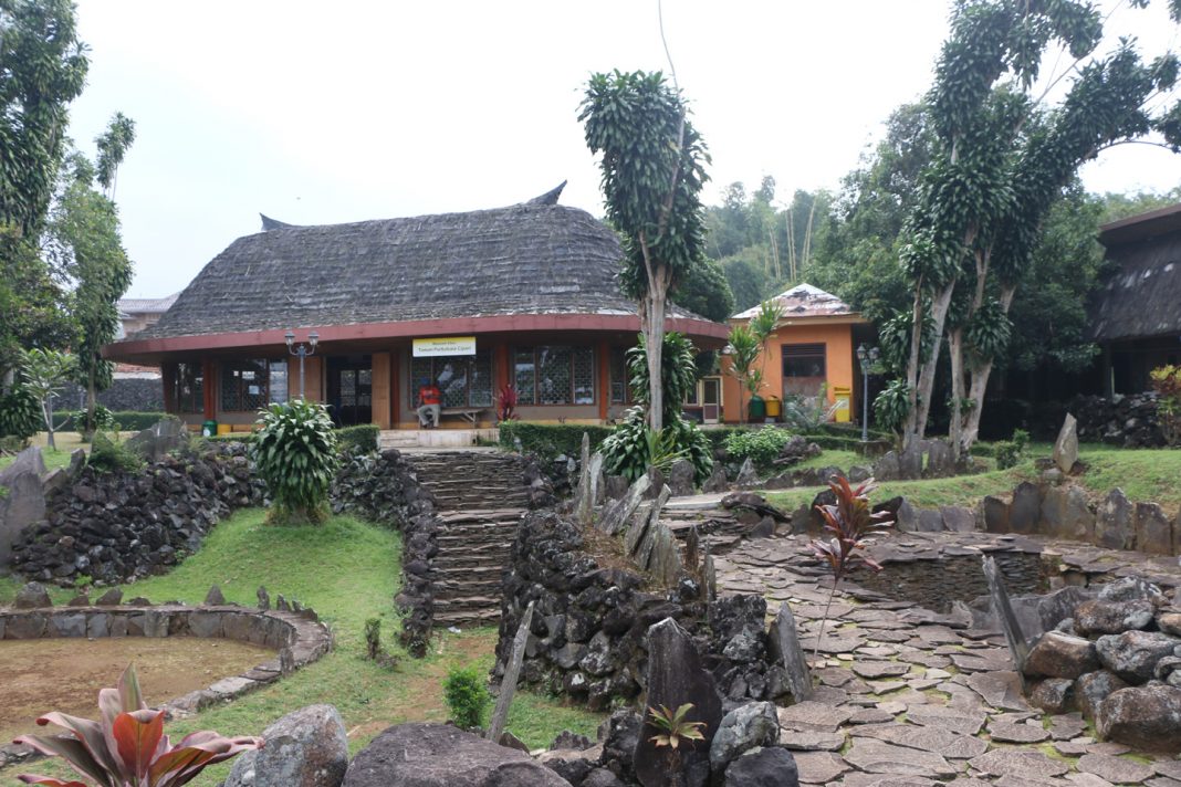 Taman Purbakala Cipari